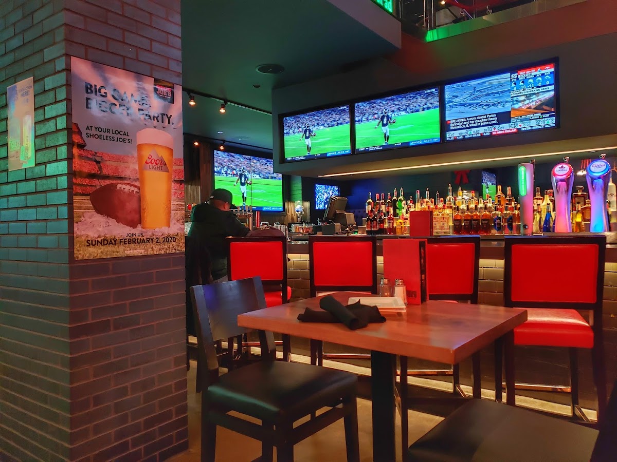 Shoeless Joe's Sports Grill